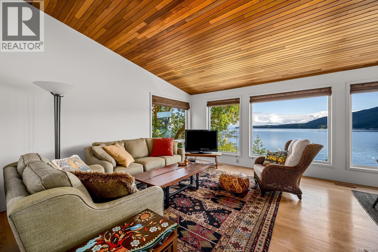 4940 East Rd, Denman Island, British Columbia  V0R 1T0 - Photo 10 - 1014391