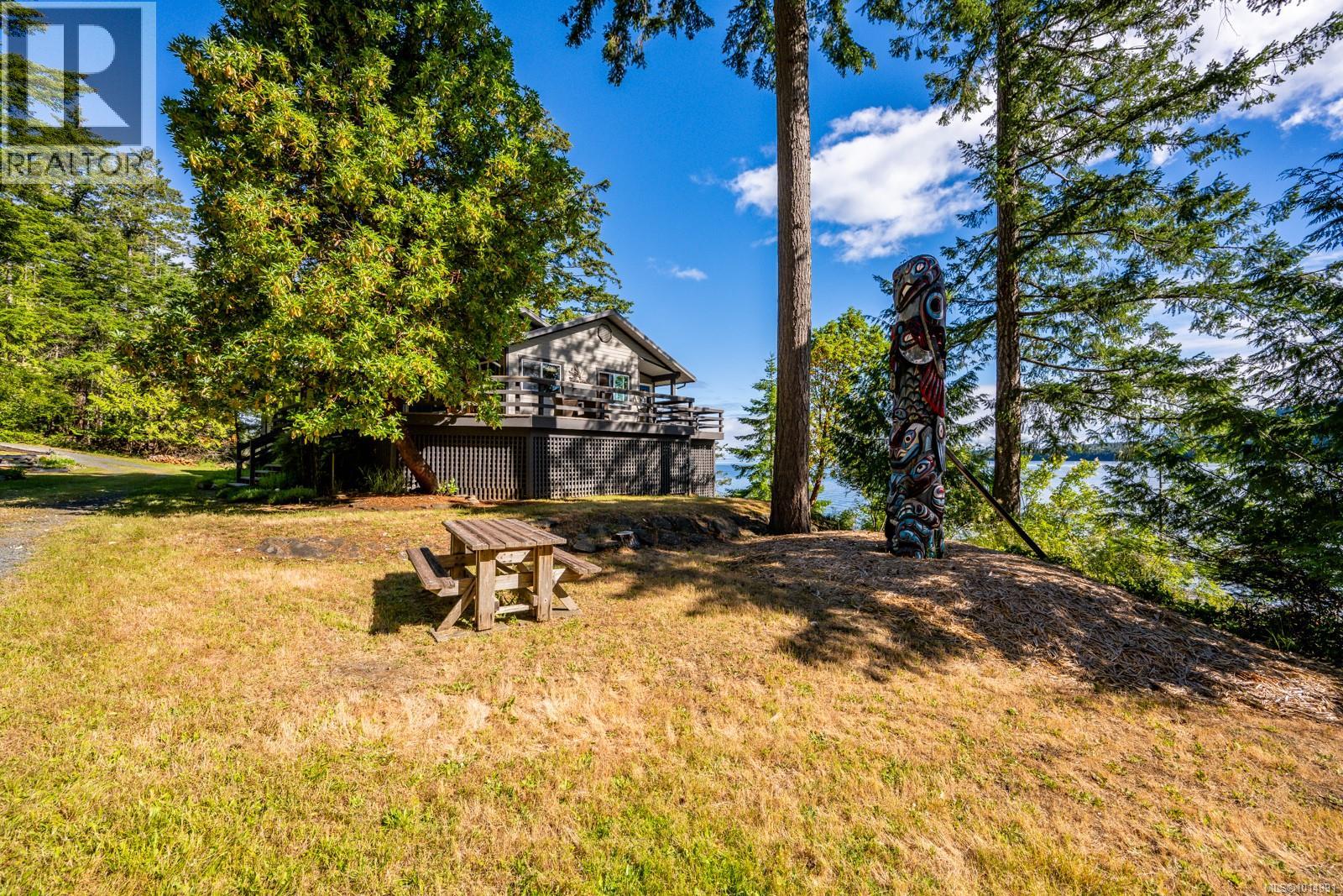 4940 East Rd, Denman Island, British Columbia  V0R 1T0 - Photo 4 - 1014391