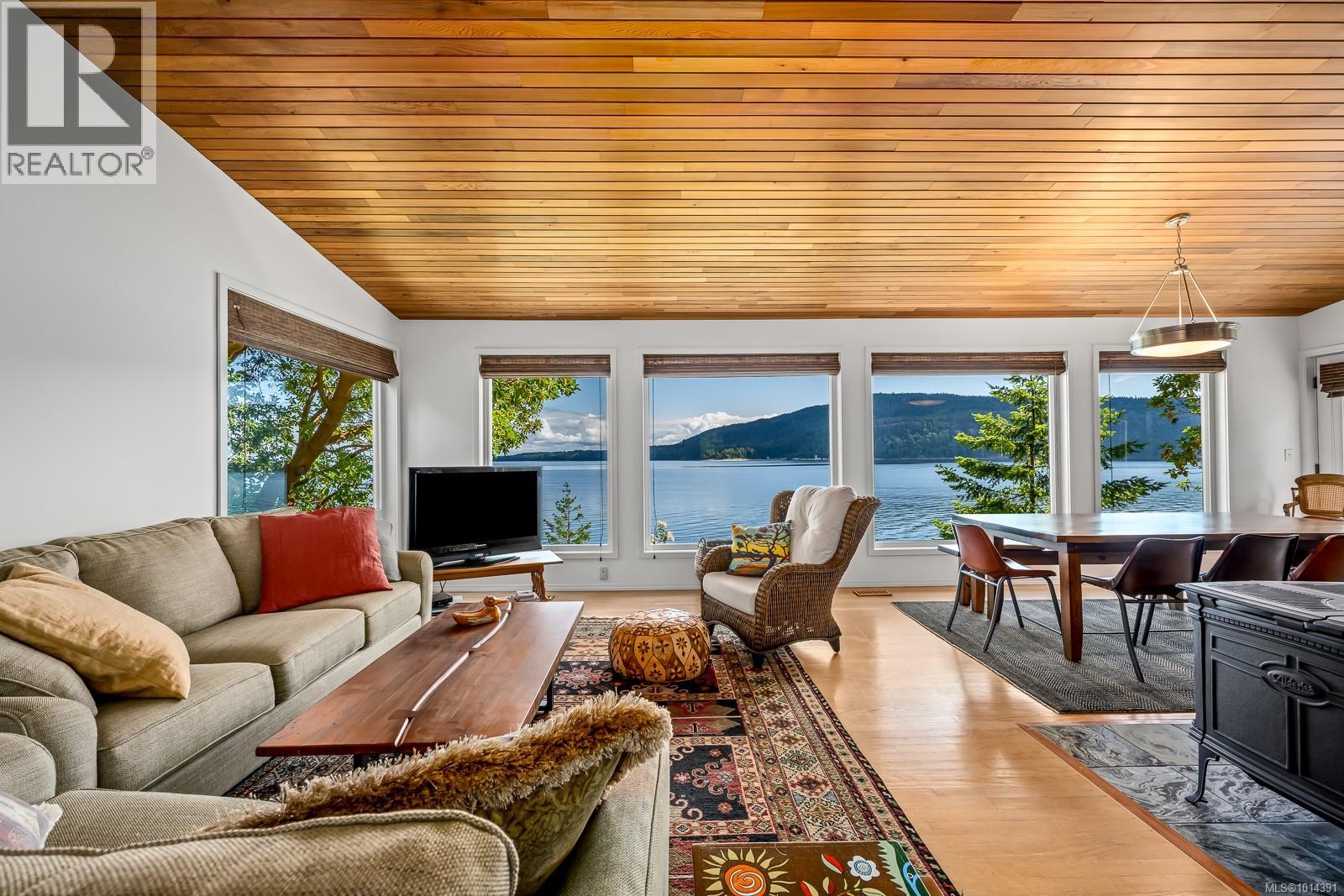 4940 East Rd, Denman Island, British Columbia  V0R 1T0 - Photo 9 - 1014391
