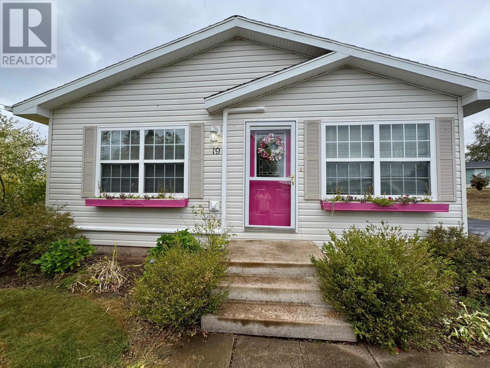 19 Deep River Drive, River Ridge Estates, Charlottetown, Prince Edward Island  C1C 1S3 - Photo 36 - 202523889