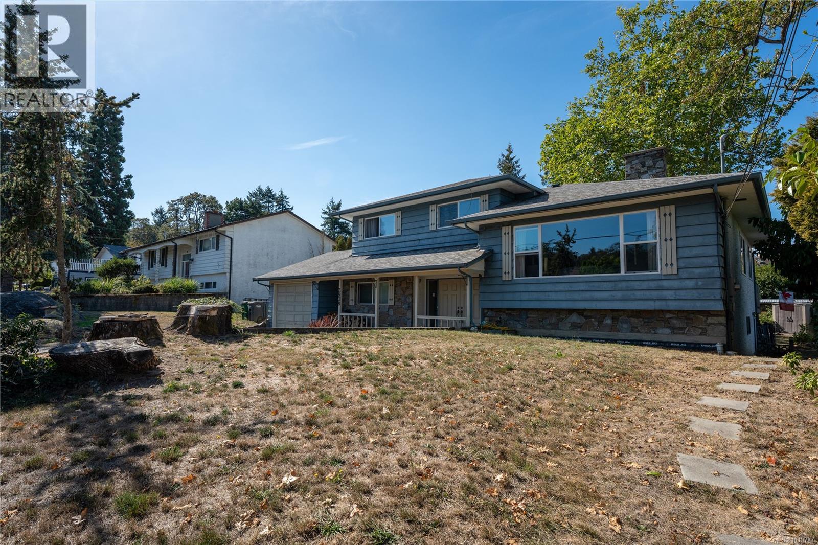 3938 Marjean Pl, Saanich, British Columbia