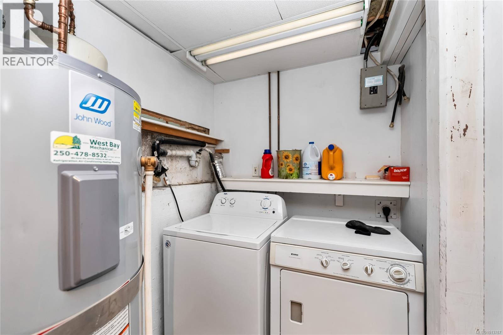 3938 Marjean Pl, Saanich, British Columbia  V8P 3S3 - Photo 24 - 1013787