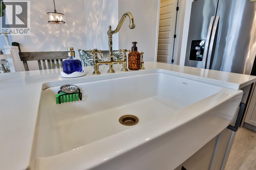 Property at 330 Uplands Boulevard N image 5