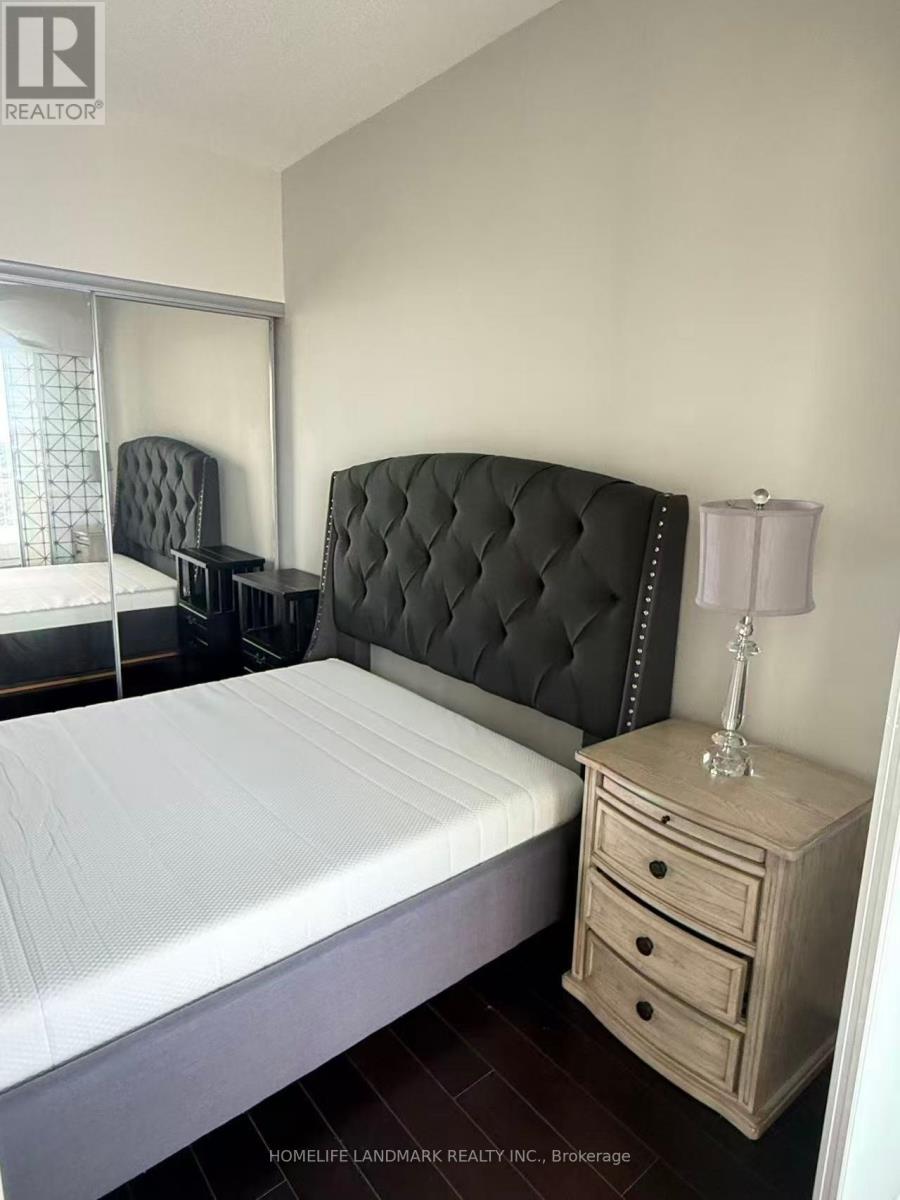 5603 - 386 Yonge Street, Toronto (Bay Street Corridor), Ontario  M5B 0A5 - Photo 13 - C12417401
