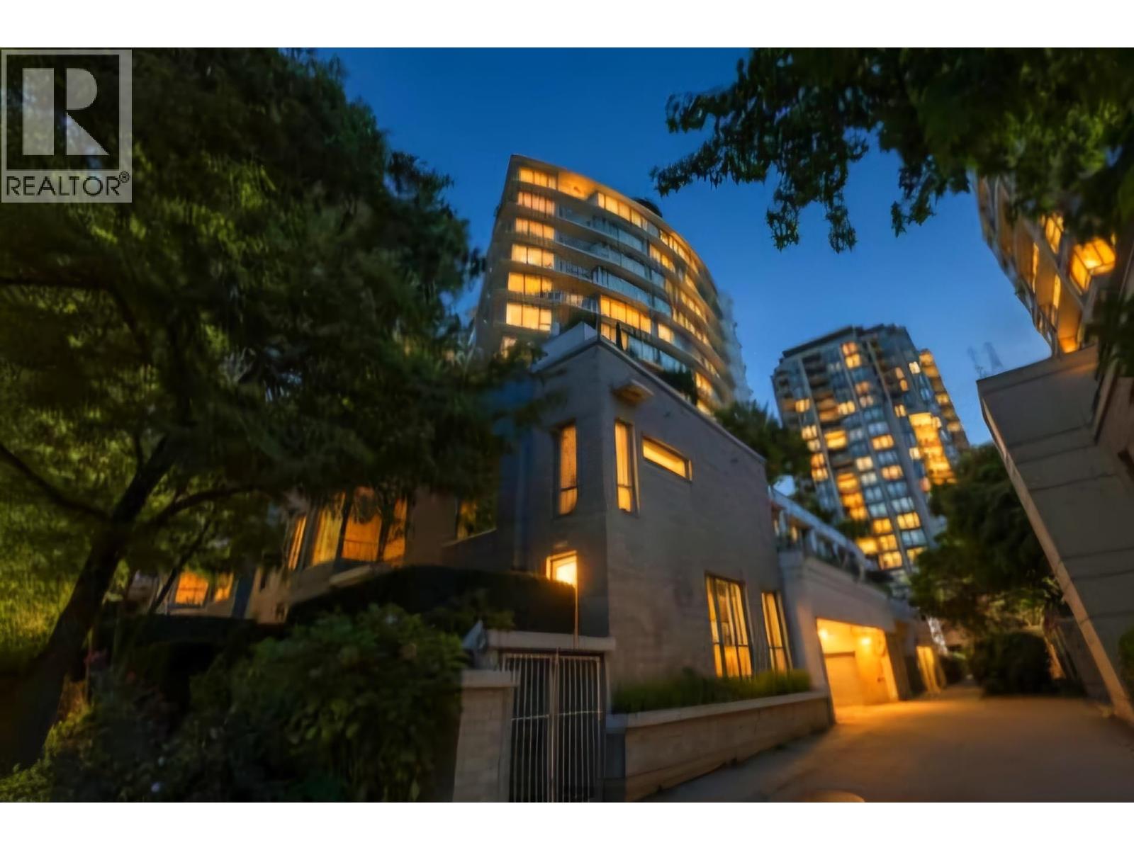 901 175 W 2nd Street, North Vancouver, British Columbia  V7M 0A5 - Photo 2 - R3048625