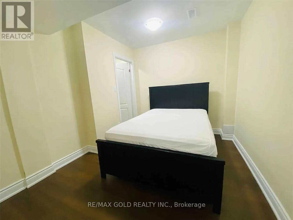 Basement - 52 Ringway Road, Brampton, Ontario  L7A 4T3 - Photo 15 - W12412281