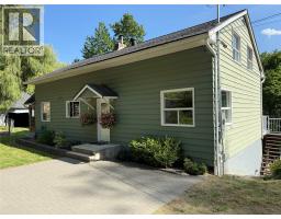 456 Johnstone Road, nelson, British Columbia