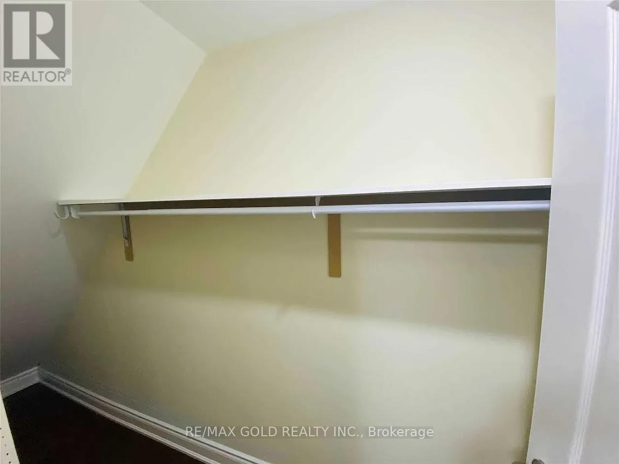 Basement - 52 Ringway Road, Brampton, Ontario  L7A 4T3 - Photo 16 - W12412281