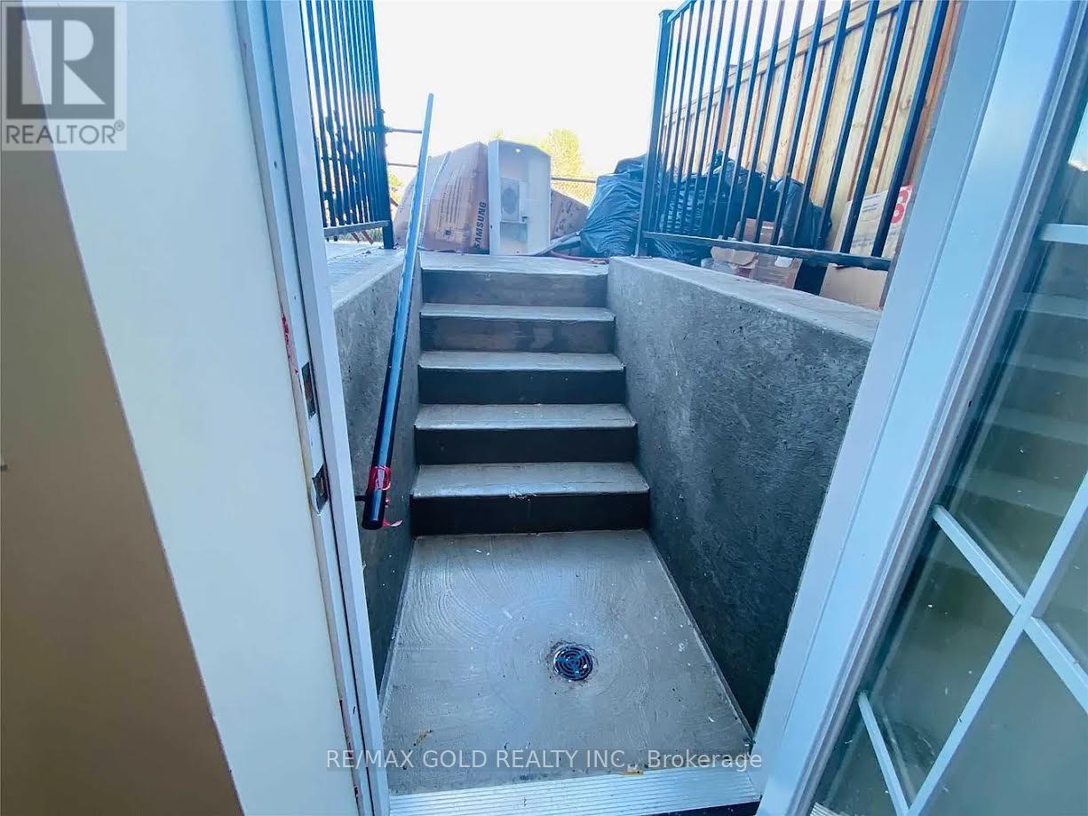 Basement - 52 Ringway Road, Brampton, Ontario  L7A 4T3 - Photo 2 - W12412281