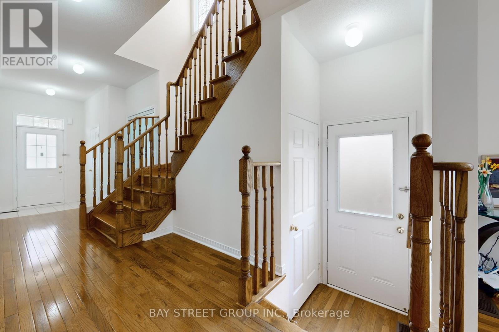 82 Coleluke Lane, Markham, Ontario  L3S 0B7 - Photo 12 - N12417405