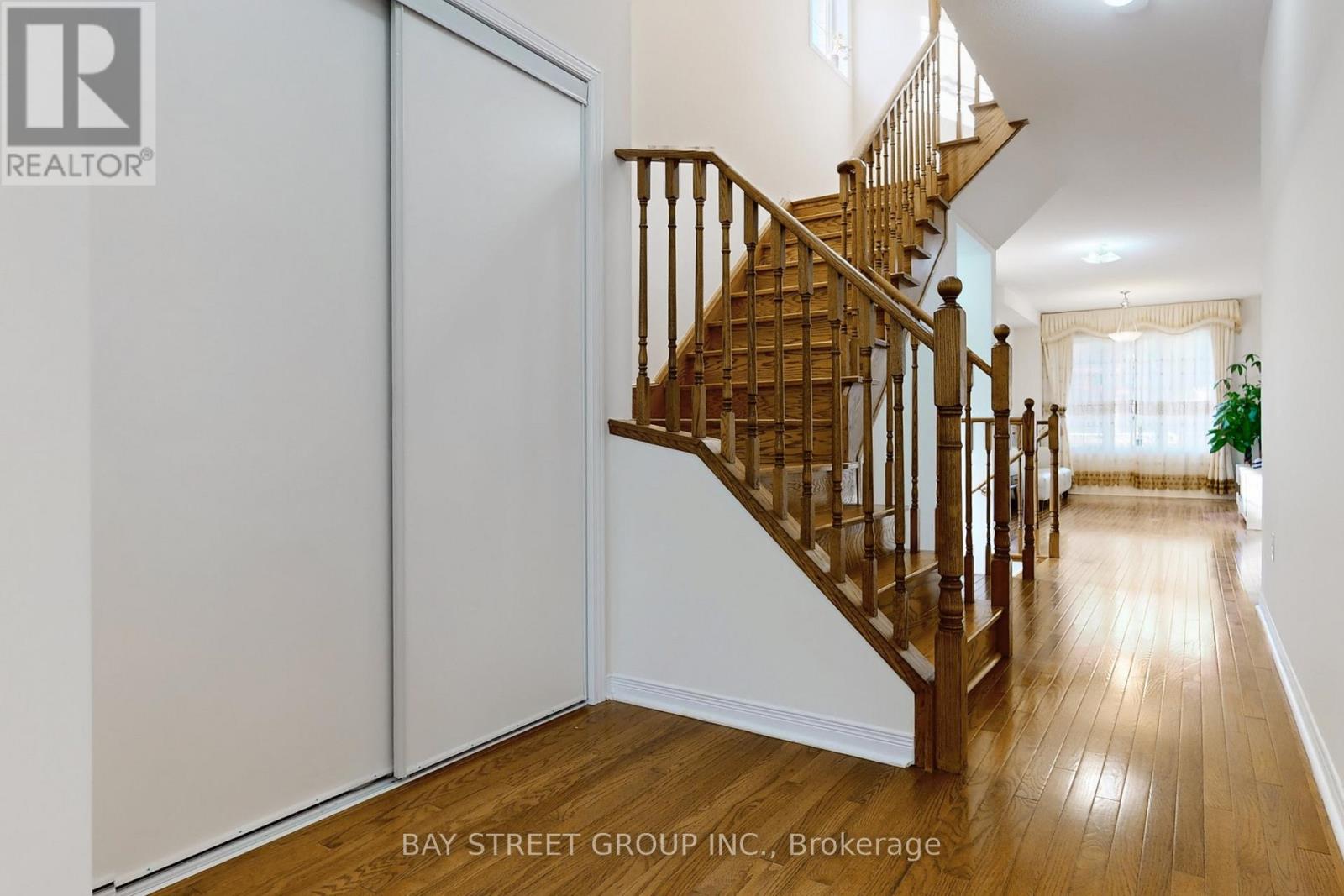 82 Coleluke Lane, Markham, Ontario  L3S 0B7 - Photo 14 - N12417405
