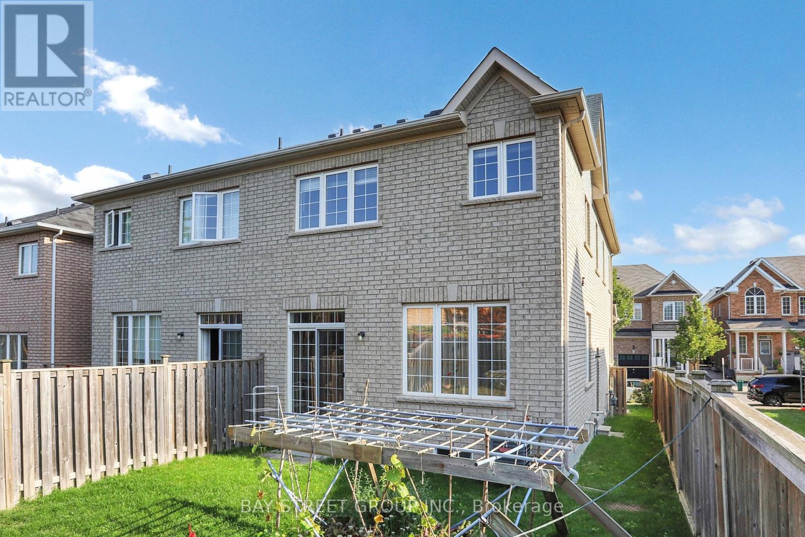 82 Coleluke Lane, Markham, Ontario  L3S 0B7 - Photo 22 - N12417405
