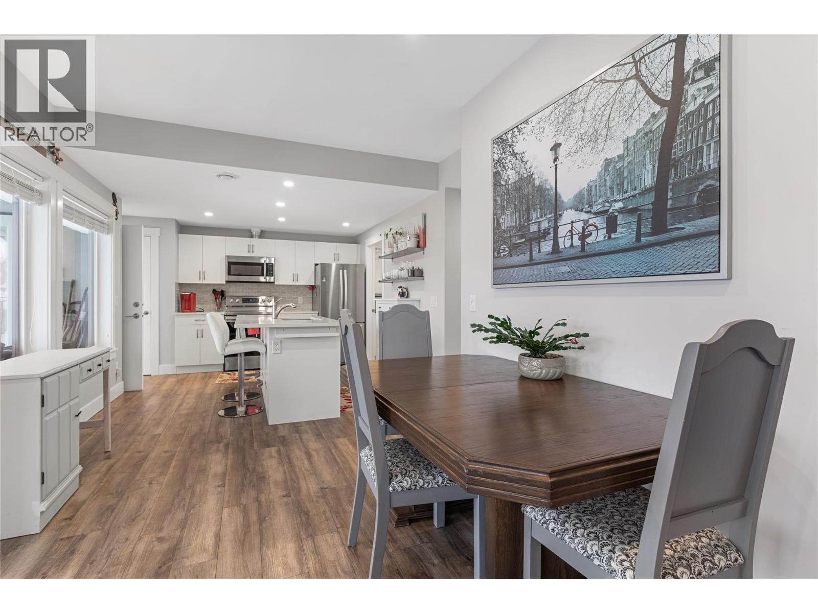 1325 Sladen Crescent Kelowna Photo 31