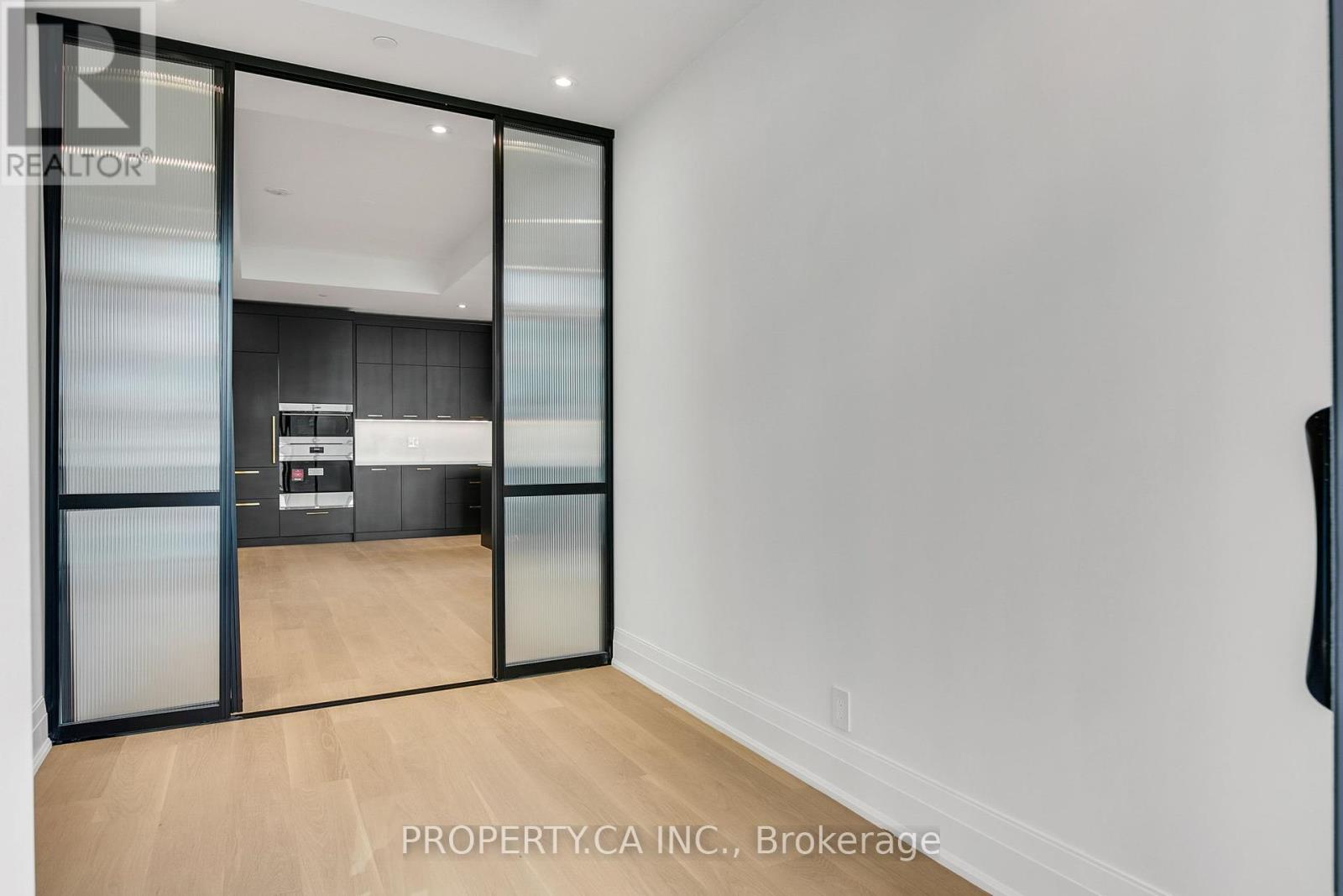 403 - 10 Prince Arthur Avenue, Toronto, Ontario  M5R 1A9 - Photo 23 - C12417299