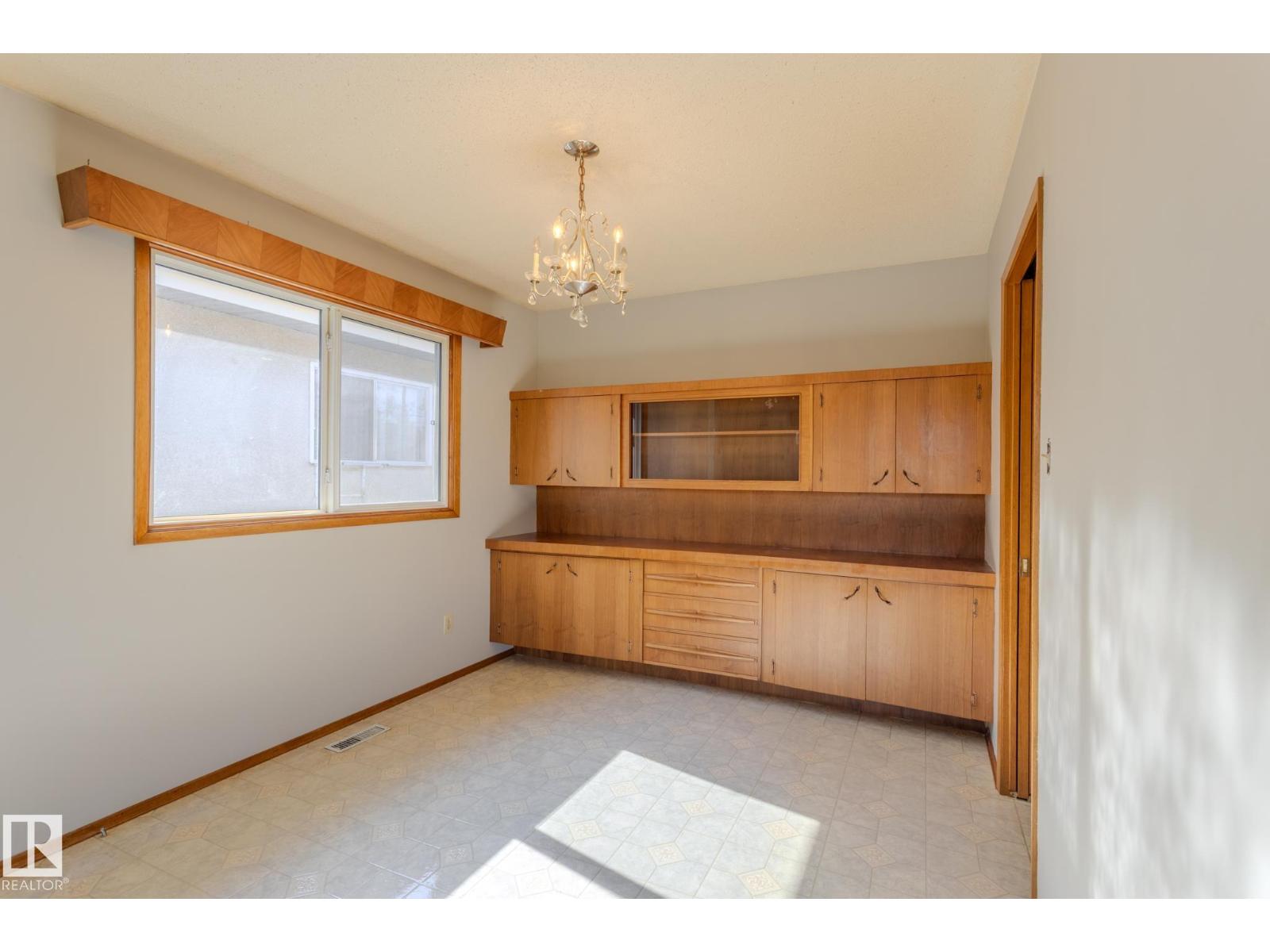 12920 87 St Nw, Edmonton, Alberta  T5E 3E1 - Photo 4 - E4458813