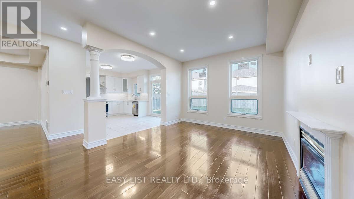 55 Steamer Drive, Whitby, Ontario  L1N 9X3 - Photo 10 - E12415575