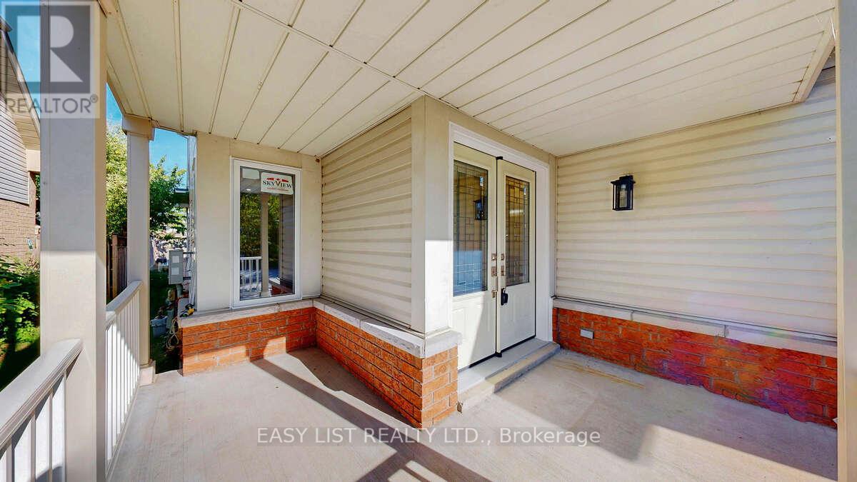 55 Steamer Drive, Whitby, Ontario  L1N 9X3 - Photo 4 - E12415575