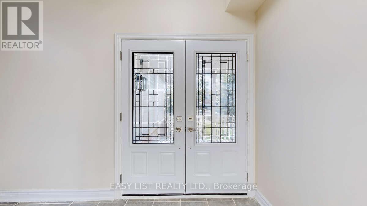 55 Steamer Drive, Whitby, Ontario  L1N 9X3 - Photo 6 - E12415575