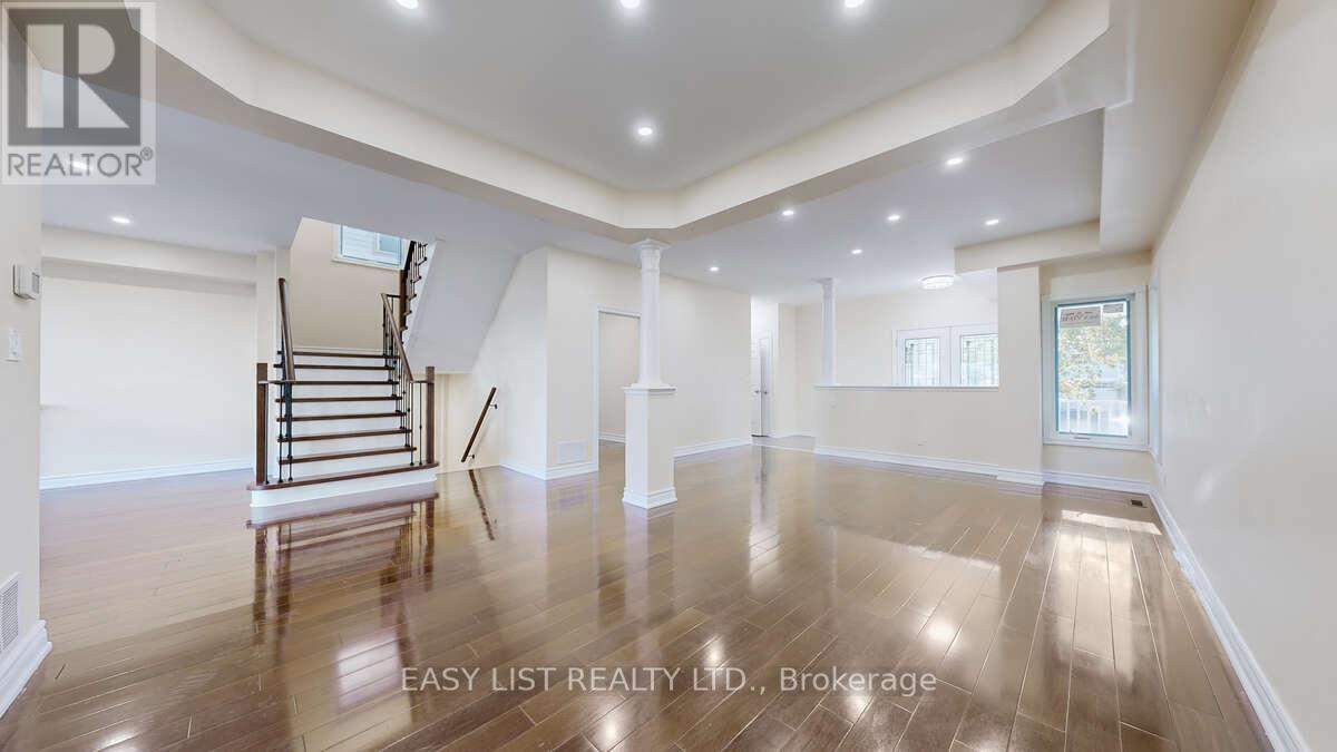 55 Steamer Drive, Whitby, Ontario  L1N 9X3 - Photo 8 - E12415575