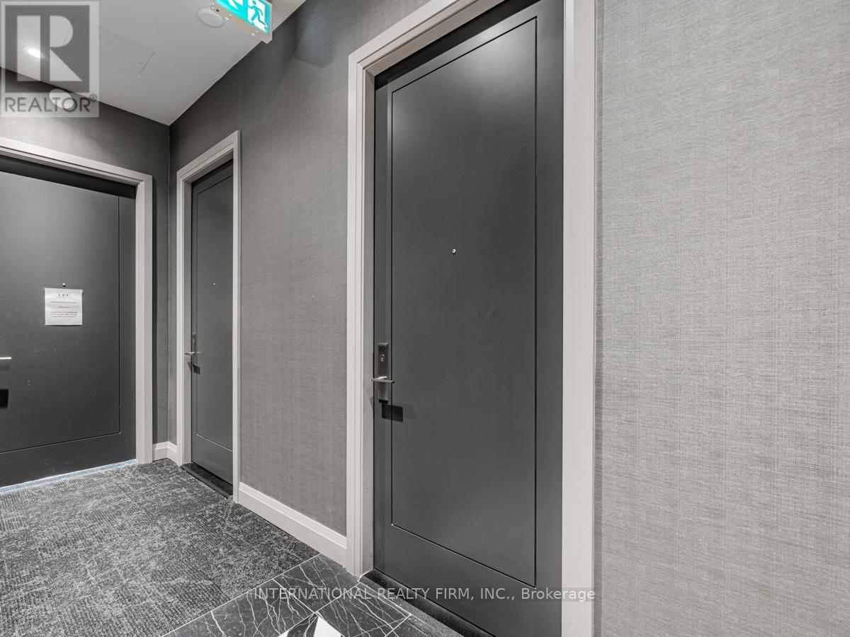 207 - 33 Frederick Todd Way W, Toronto, Ontario  M4G 0C9 - Photo 3 - C12417415