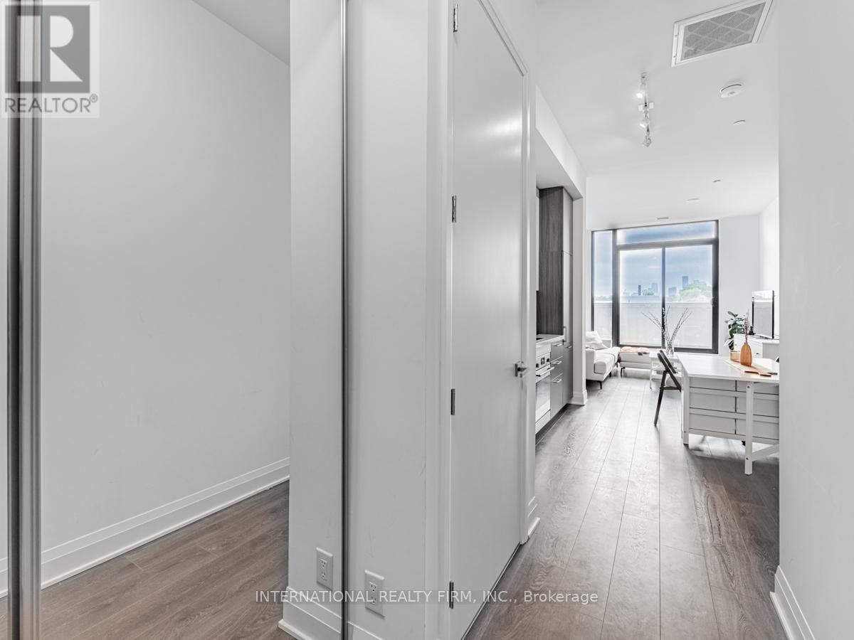 207 - 33 Frederick Todd Way W, Toronto, Ontario  M4G 0C9 - Photo 5 - C12417415