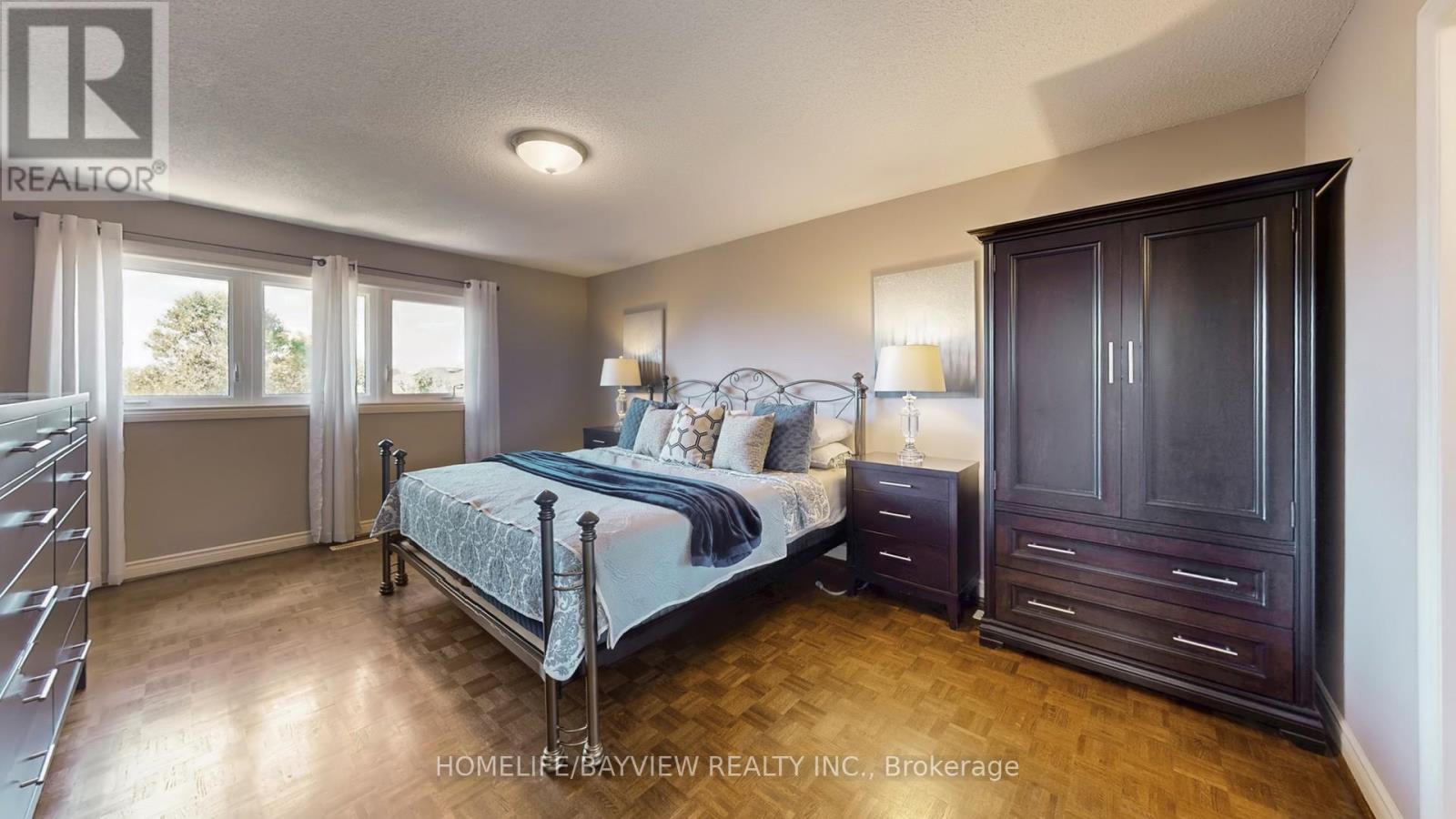 372 Greenock Drive, Vaughan (Maple), Ontario  L6A 1M5 - Photo 26 - N12417410