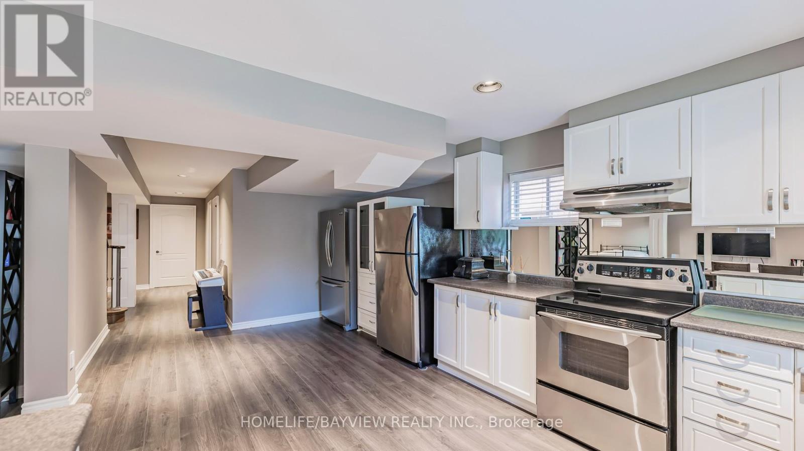 372 Greenock Drive, Vaughan (Maple), Ontario  L6A 1M5 - Photo 42 - N12417410