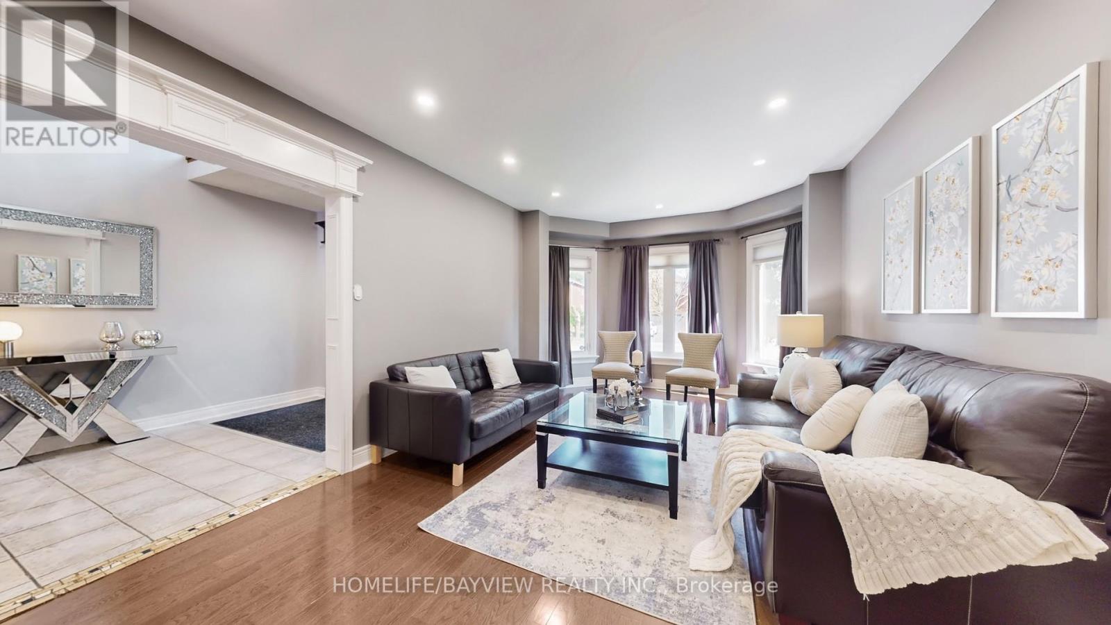 372 Greenock Drive, Vaughan (Maple), Ontario  L6A 1M5 - Photo 8 - N12417410
