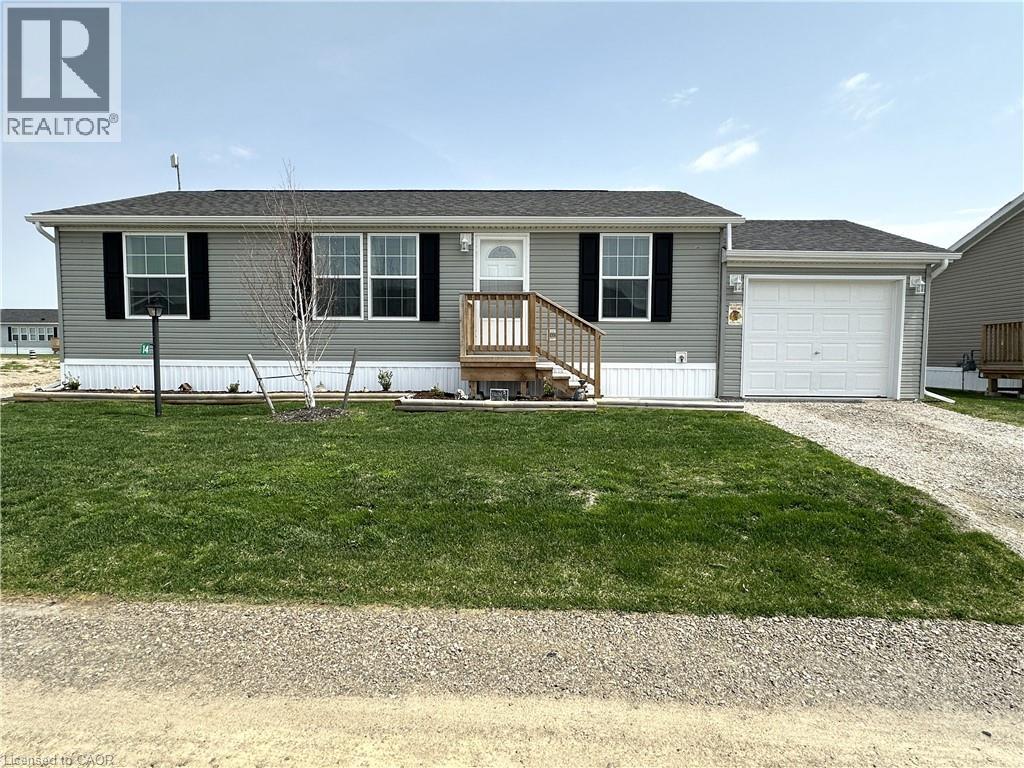 14 Copper Beech Drive, Haldimand County, Ontario  N0A 1L0 - Photo 2 - 40771754