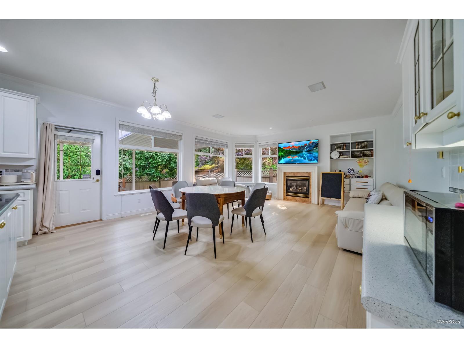 14946 22a Avenue, Surrey, British Columbia  V4A 9X3 - Photo 10 - R3050049
