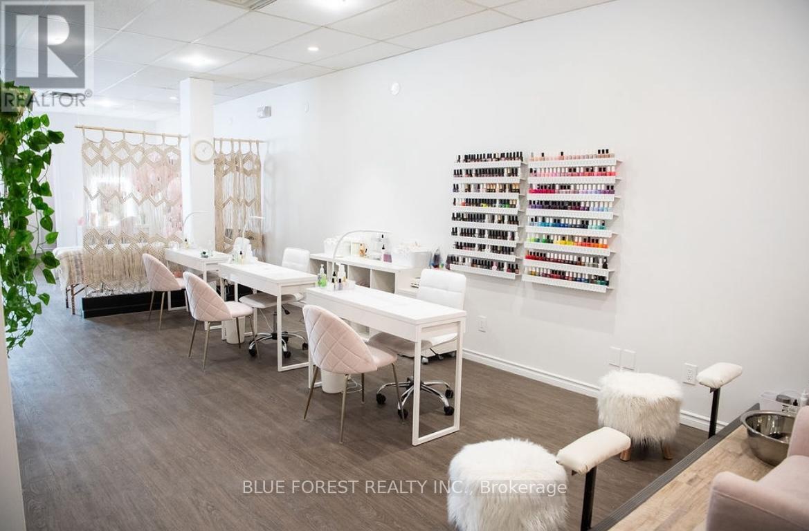 4 - 1329 Fuller Street, London East, Ontario  N5Y 4R1 - Photo 2 - X12417435