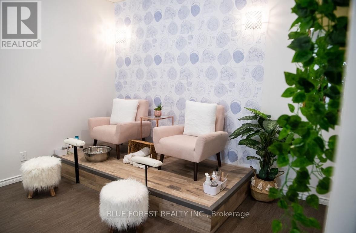 4 - 1329 Fuller Street, London East, Ontario  N5Y 4R1 - Photo 3 - X12417435