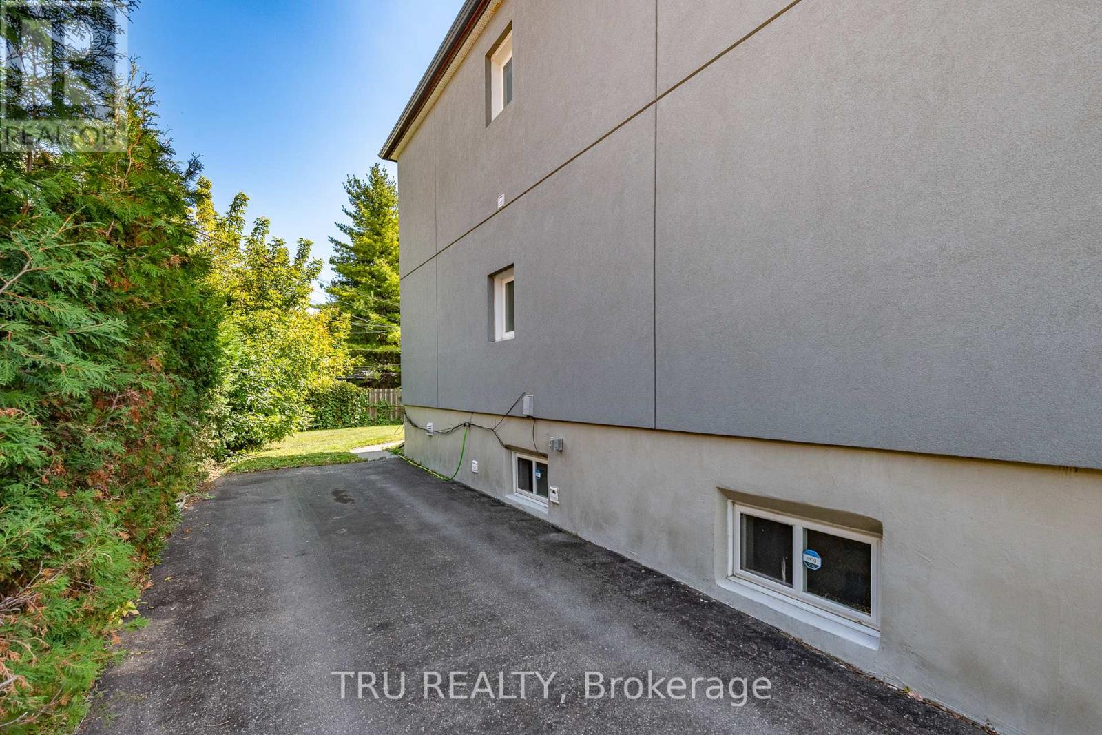 381 North River Road, Ottawa, Ontario  K1L 8C3 - Photo 36 - X12417431
