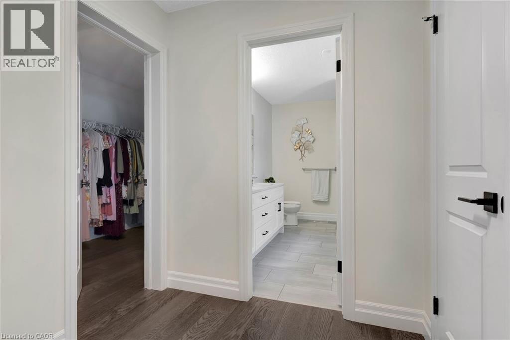 909 Dunnigan Court, Kitchener, Ontario  N2B 3J7 - Photo 24 - 40769536