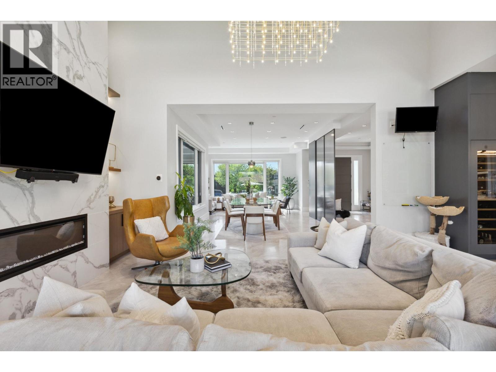 342 W 15th Street, North Vancouver, British Columbia  V7M 1S5 - Photo 6 - R3046651
