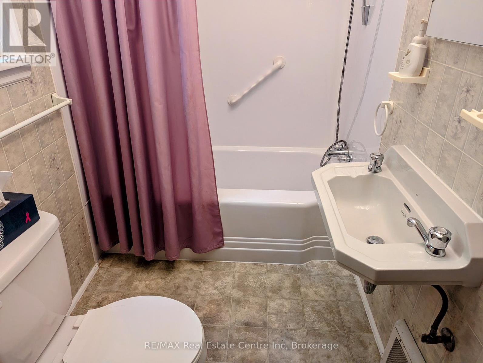 55 Wilson Avenue, Norfolk, Ontario  N4B 1B7 - Photo 7 - X12323299