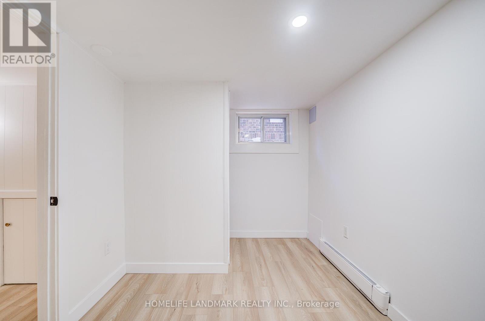 5 Beachview Crescent, Toronto, Ontario  M4E 2L4 - Photo 39 - E12408269