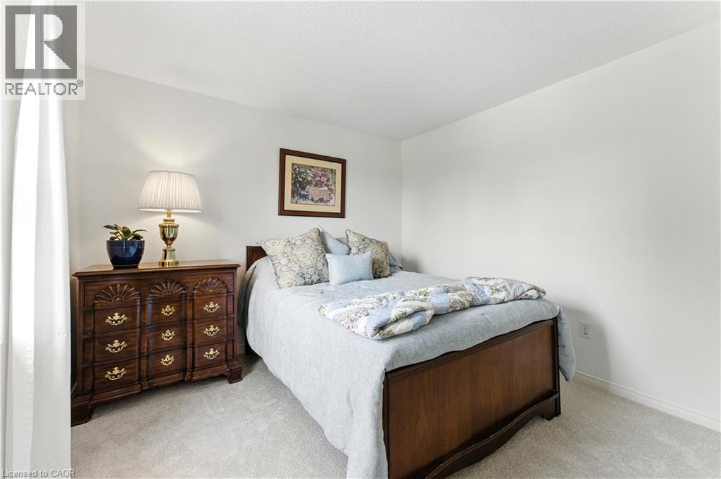 51 Strathroy Crescent, Waterdown, Ontario  L0R 2H5 - Photo 28 - 40772045