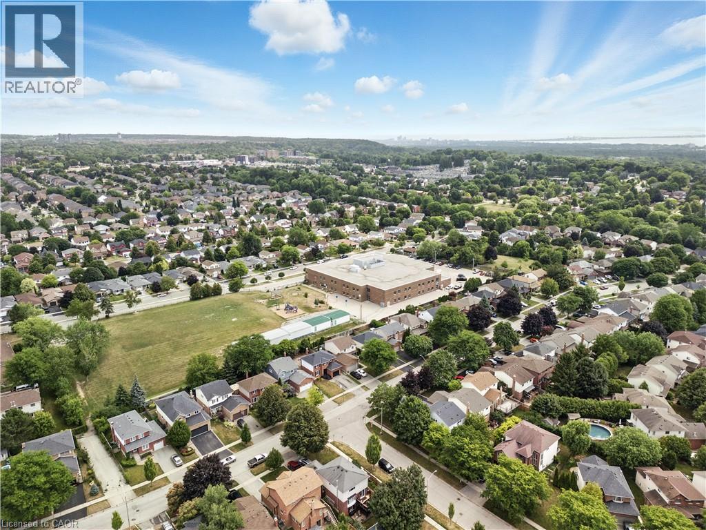 51 Strathroy Crescent, Waterdown, Ontario  L0R 2H5 - Photo 42 - 40772045