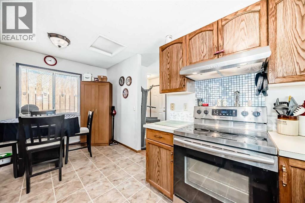 27 Martinview Crescent Ne, Calgary, Alberta  T3J 2S2 - Photo 8 - A2248526