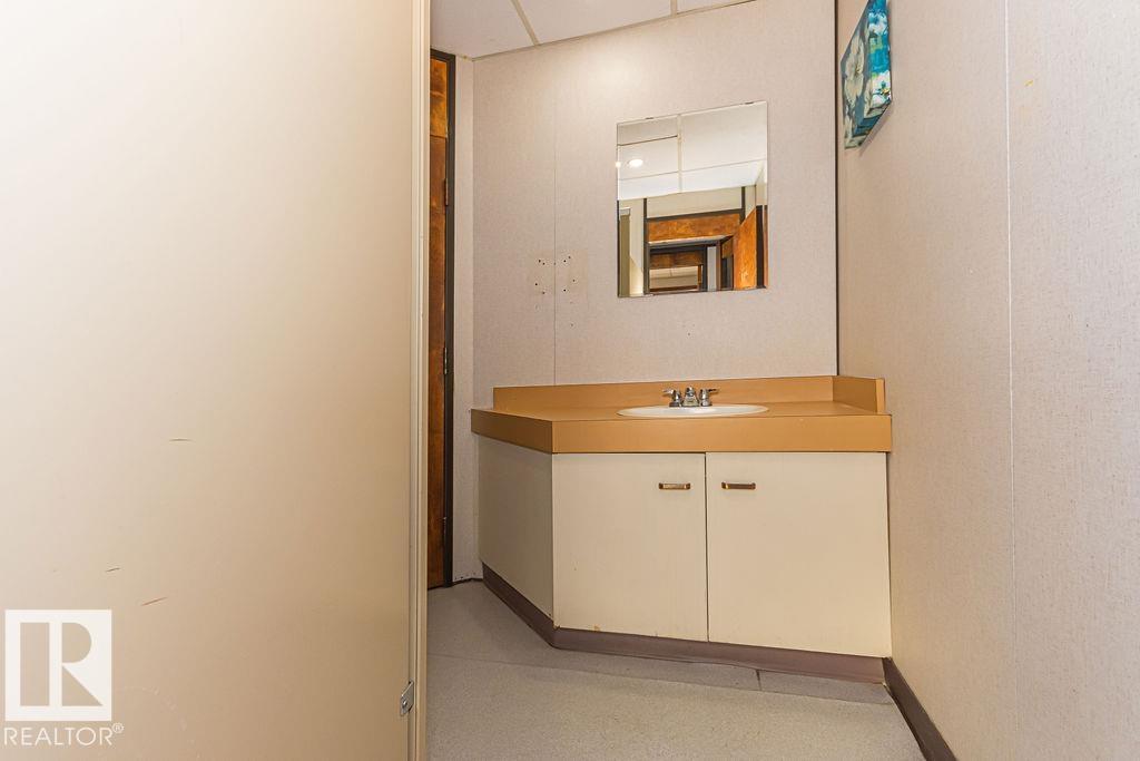 #2nd Floor 10508 107 Av Nw Nw, Edmonton, Alberta  T5H 0W2 - Photo 35 - E4458817
