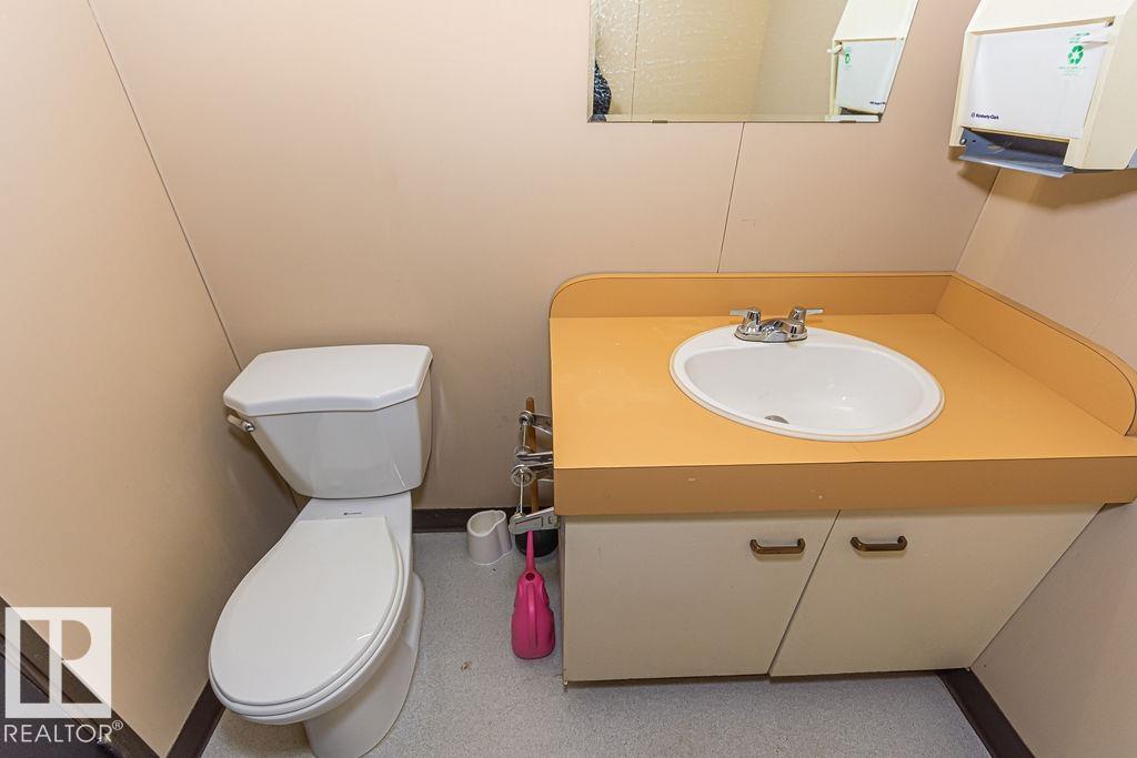 #2nd Floor 10508 107 Av Nw Nw, Edmonton, Alberta  T5H 0W2 - Photo 36 - E4458817