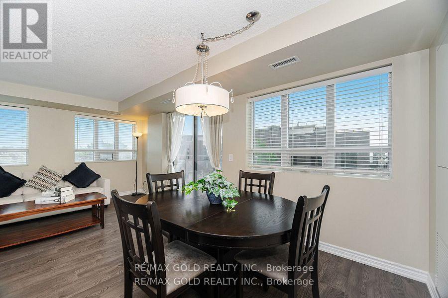 311 - 7730 Kipling Avenue, Vaughan, Ontario  L4L 1Y9 - Photo 11 - N12417442