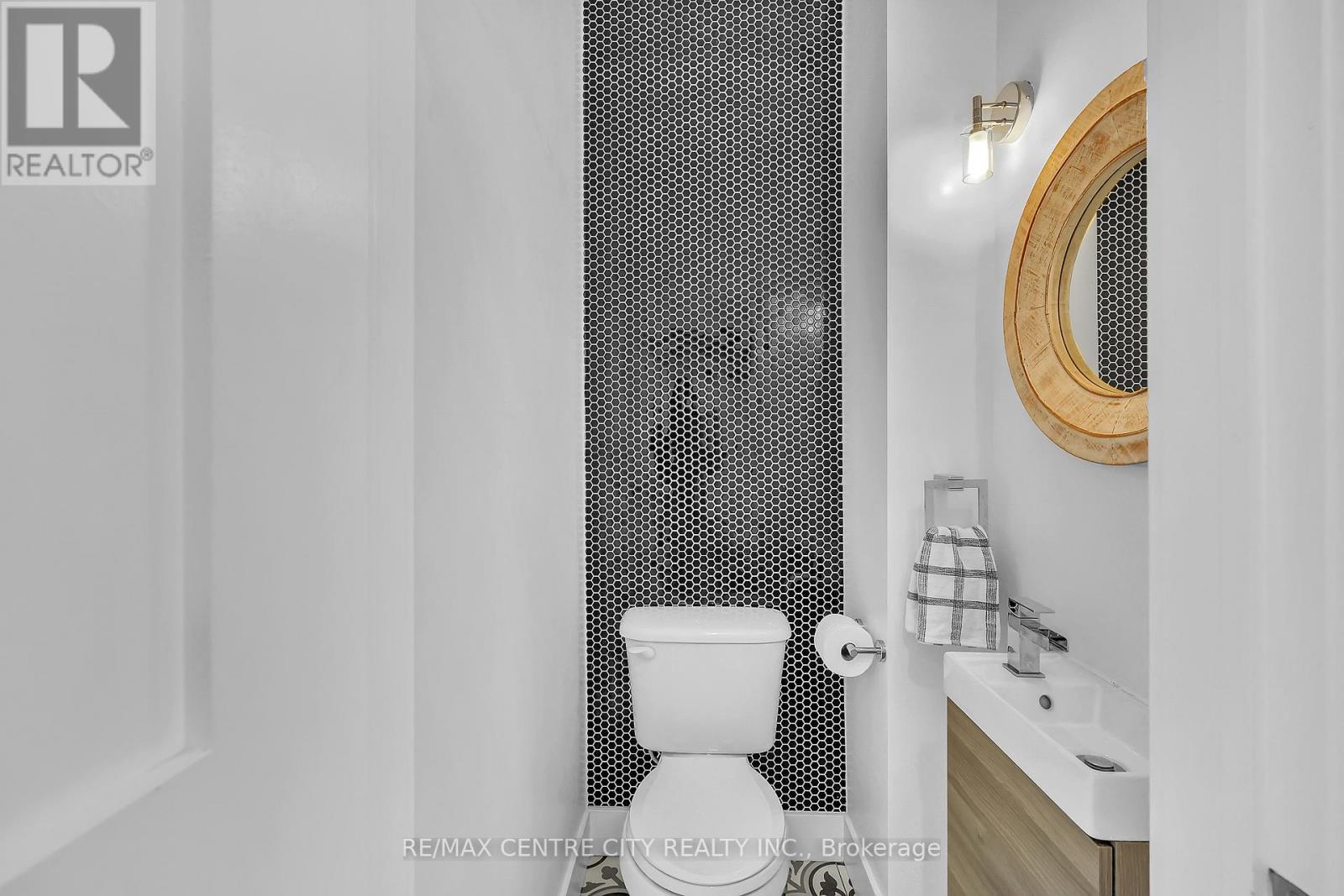 525 Hale Street, London East, Ontario  N5W 1G9 - Photo 17 - X12417452