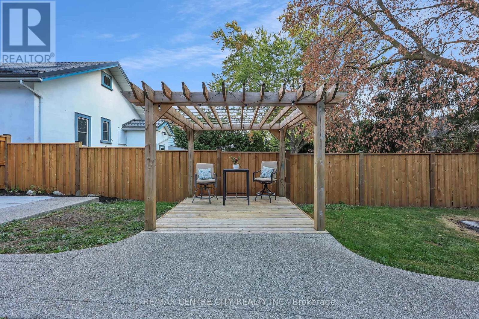 525 Hale Street, London East, Ontario  N5W 1G9 - Photo 35 - X12417452