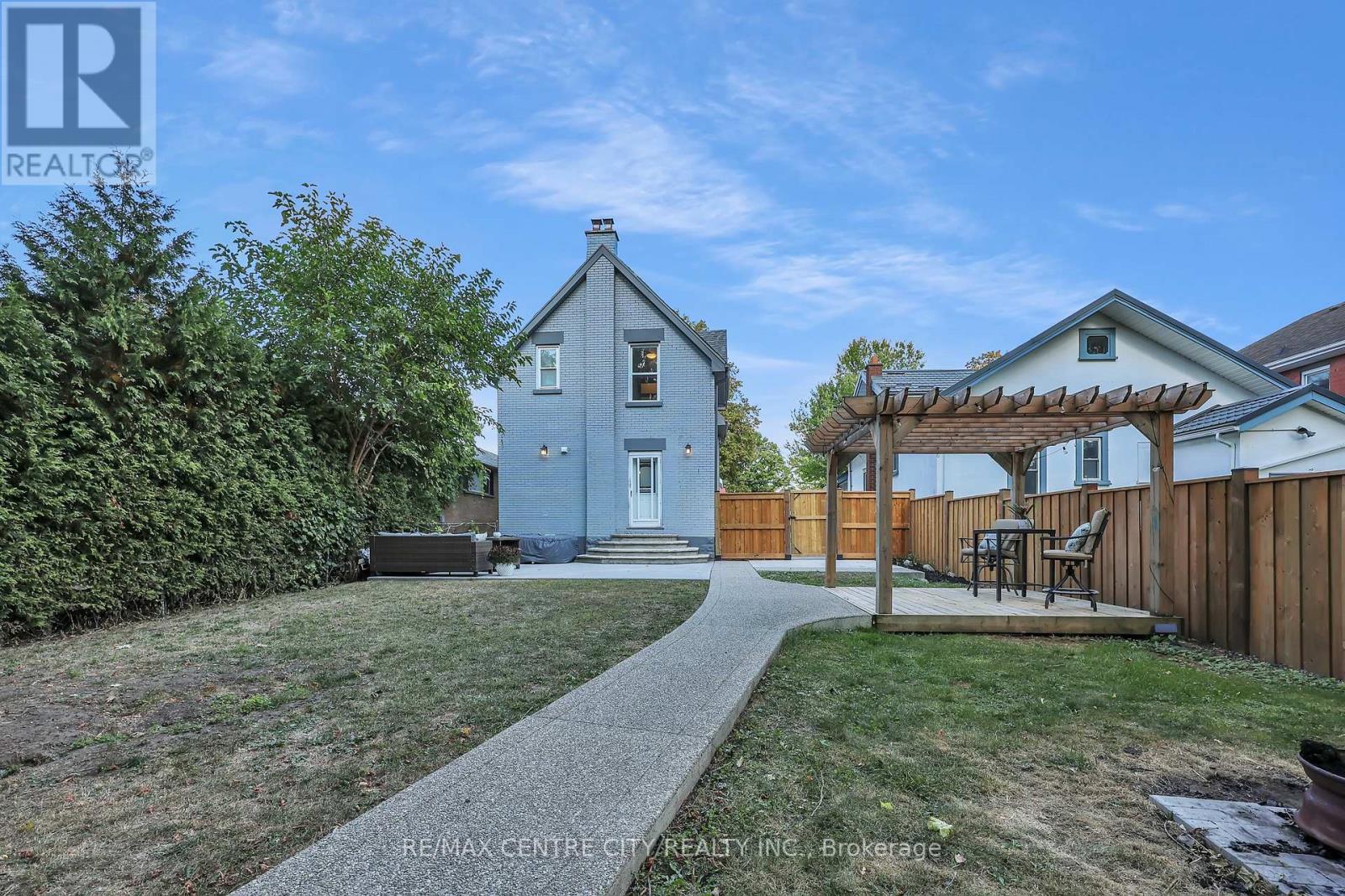 525 Hale Street, London East, Ontario  N5W 1G9 - Photo 37 - X12417452