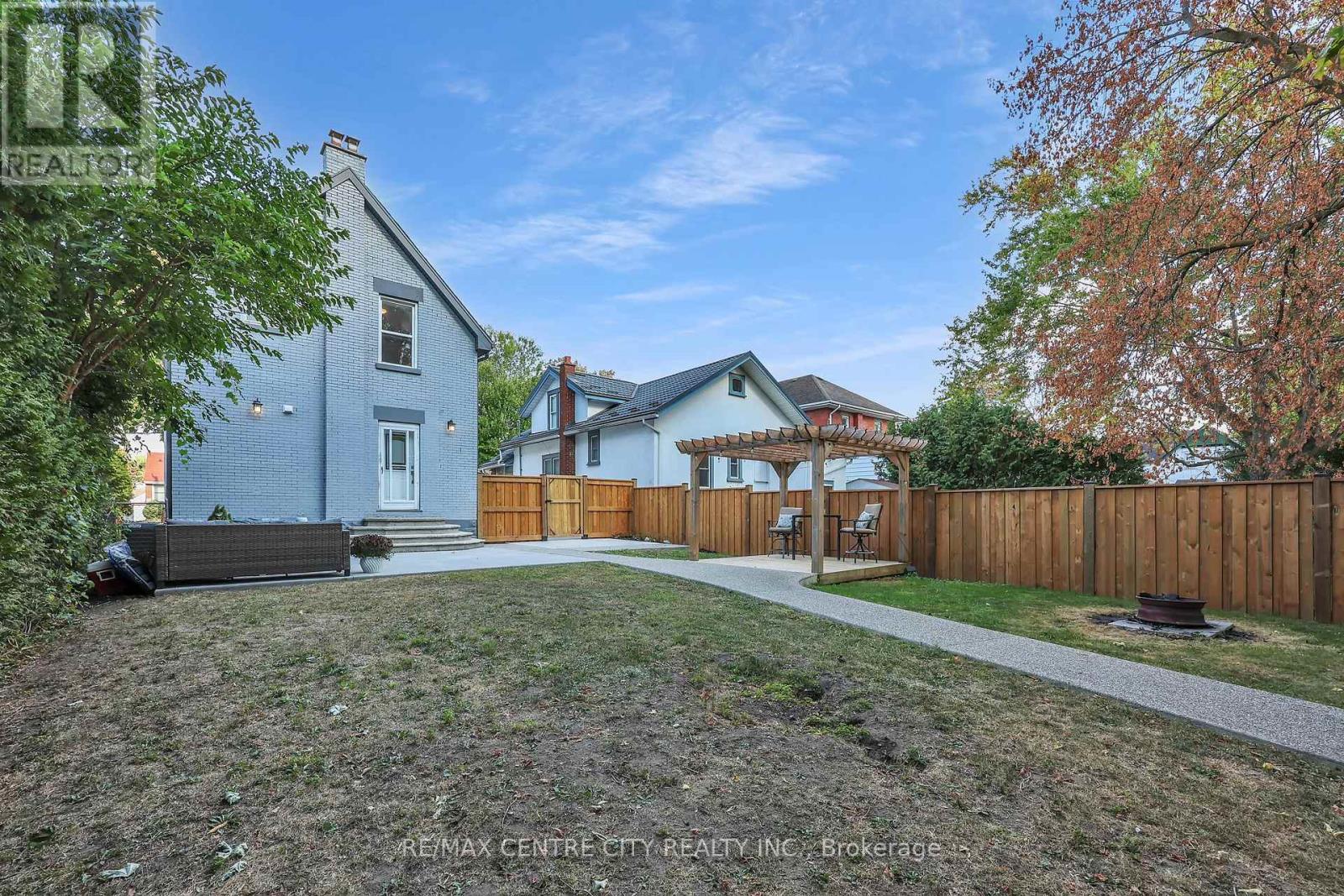525 Hale Street, London East, Ontario  N5W 1G9 - Photo 38 - X12417452