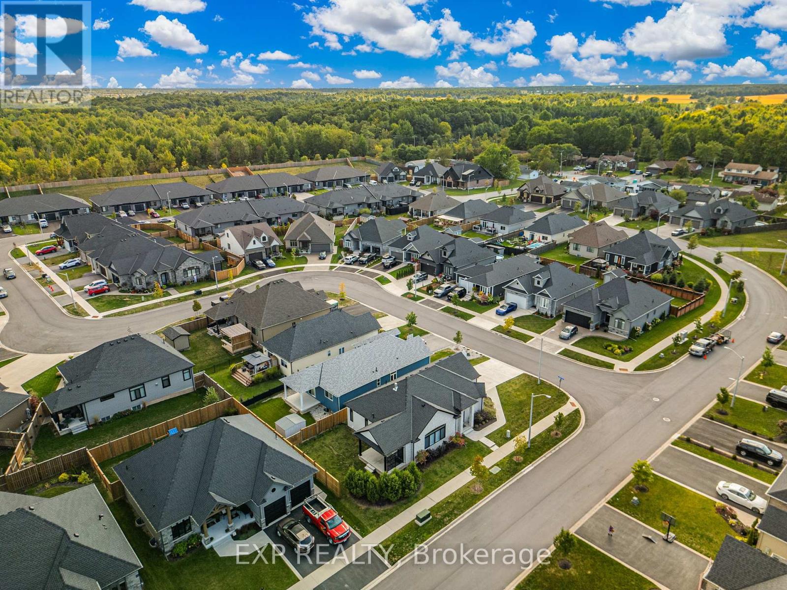 4242 Village Creek Drive, Fort Erie, Ontario  L0S 1S0 - Photo 47 - X12405806
