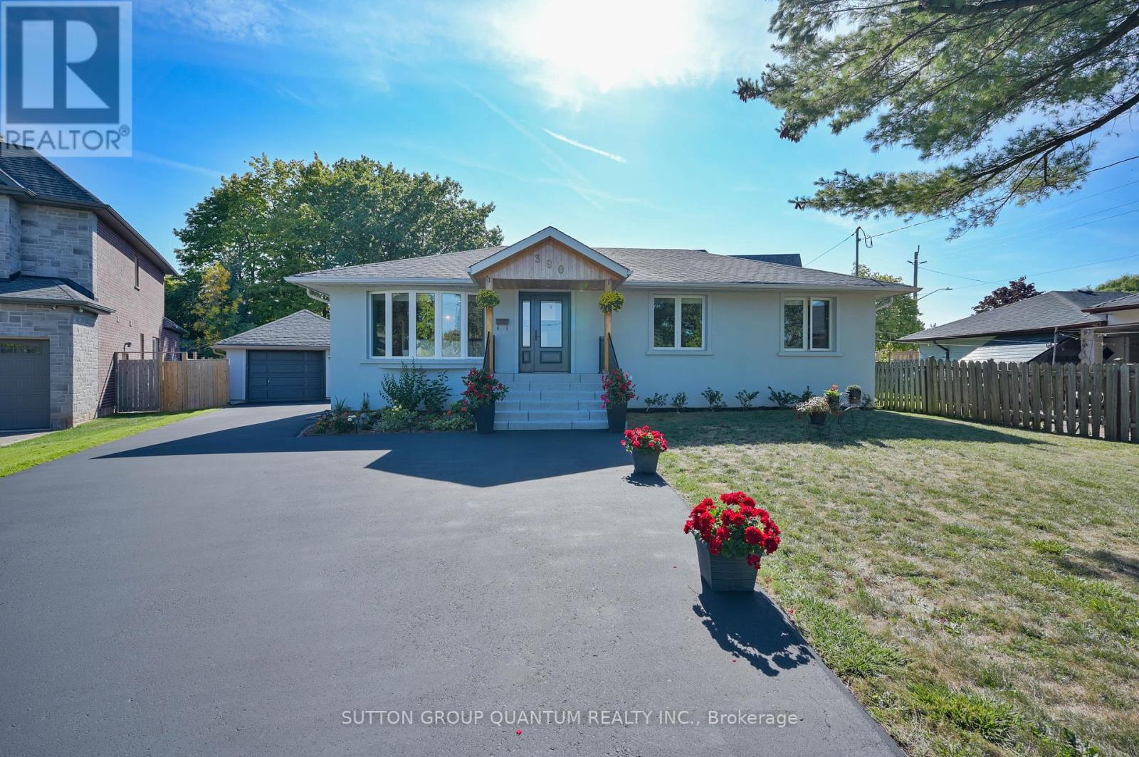 390 WENDALL PLACE, Oakville, Ontario