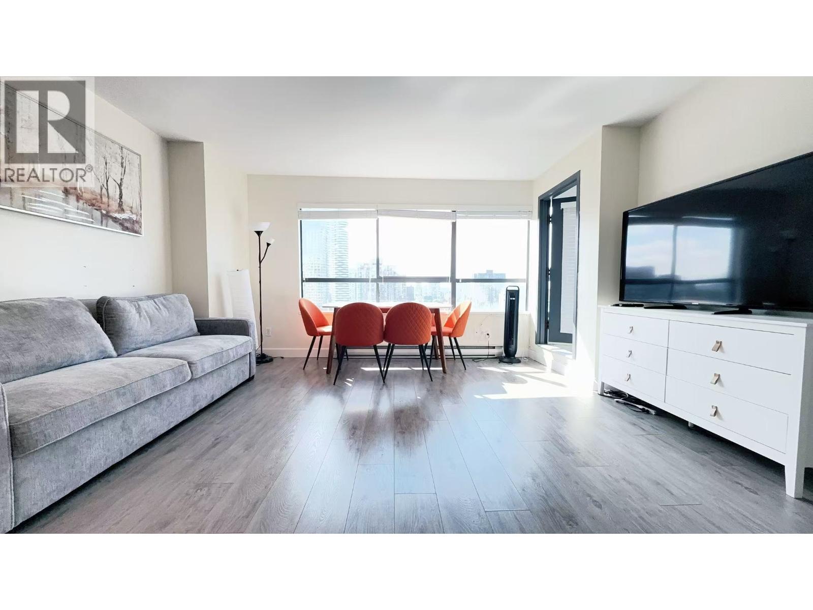 1810 1060 ALBERNI STREET, Vancouver, British Columbia